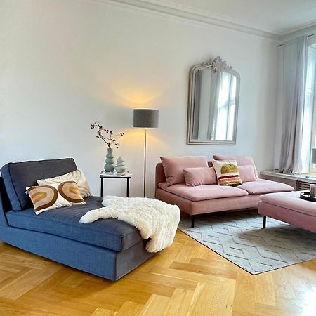 Helle Altbauwohnung Mit Balkon Im Briller Viertel Wuppertal Exterior foto