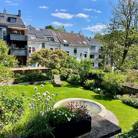 Helle Altbauwohnung Mit Balkon Im Briller Viertel Wuppertal Exterior foto